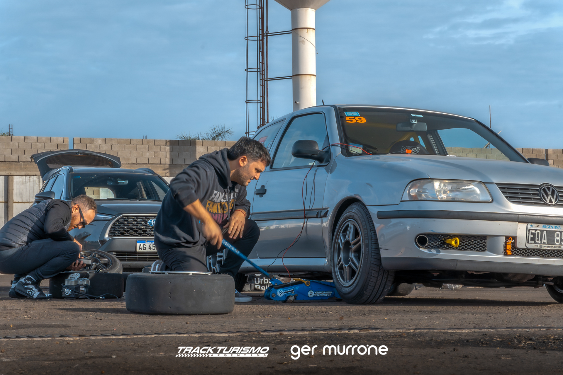 Autos en pista en Concepción del Uruguay